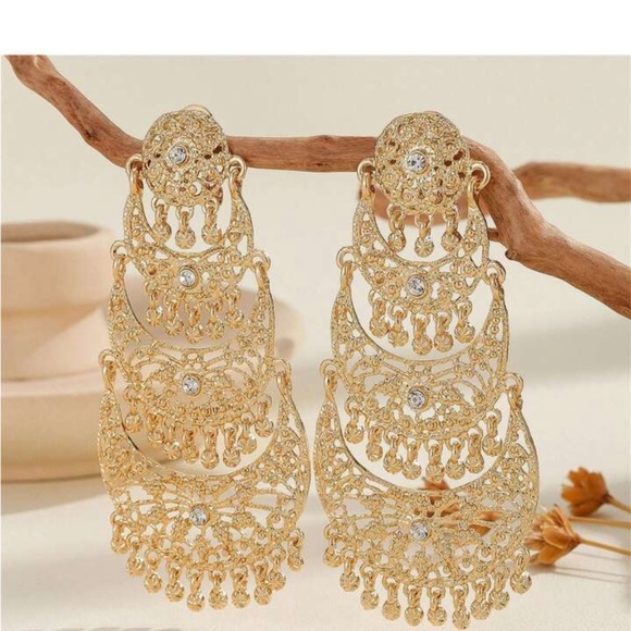 ⭐️ Firm Price ⭐️ Bundle Fashion Earrings - Picture 5 of 12